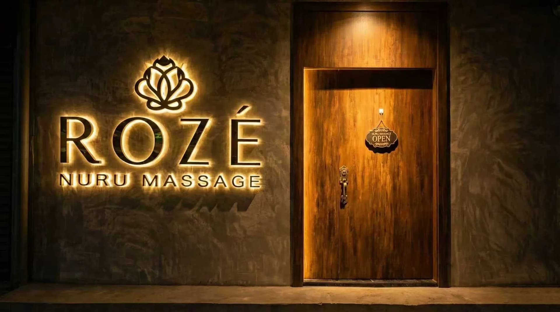 Roze Nuru Massage interior photo 3 — Nuru in Bangkok